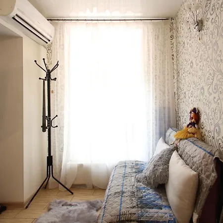 30 Troitska Street Апартаменти *