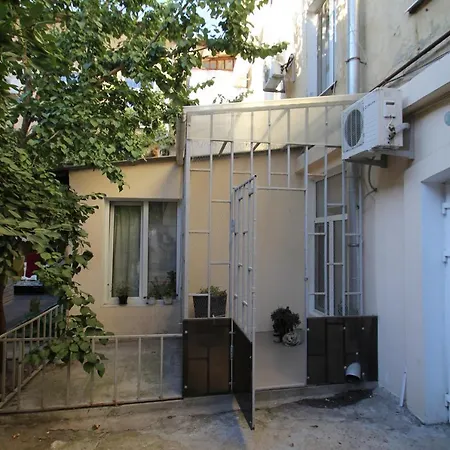 Lejlighed 30 Troitska Street *