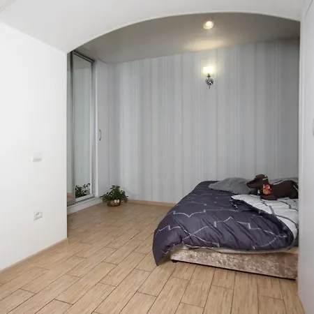 30 Troitska Street Odessa